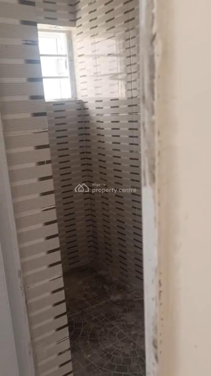 Executive 3bedroom Apartment, Ajoke Estate, New Oko Oba Lagos, New Oko-oba, Agege, Lagos, Flat / Apartment for Rent