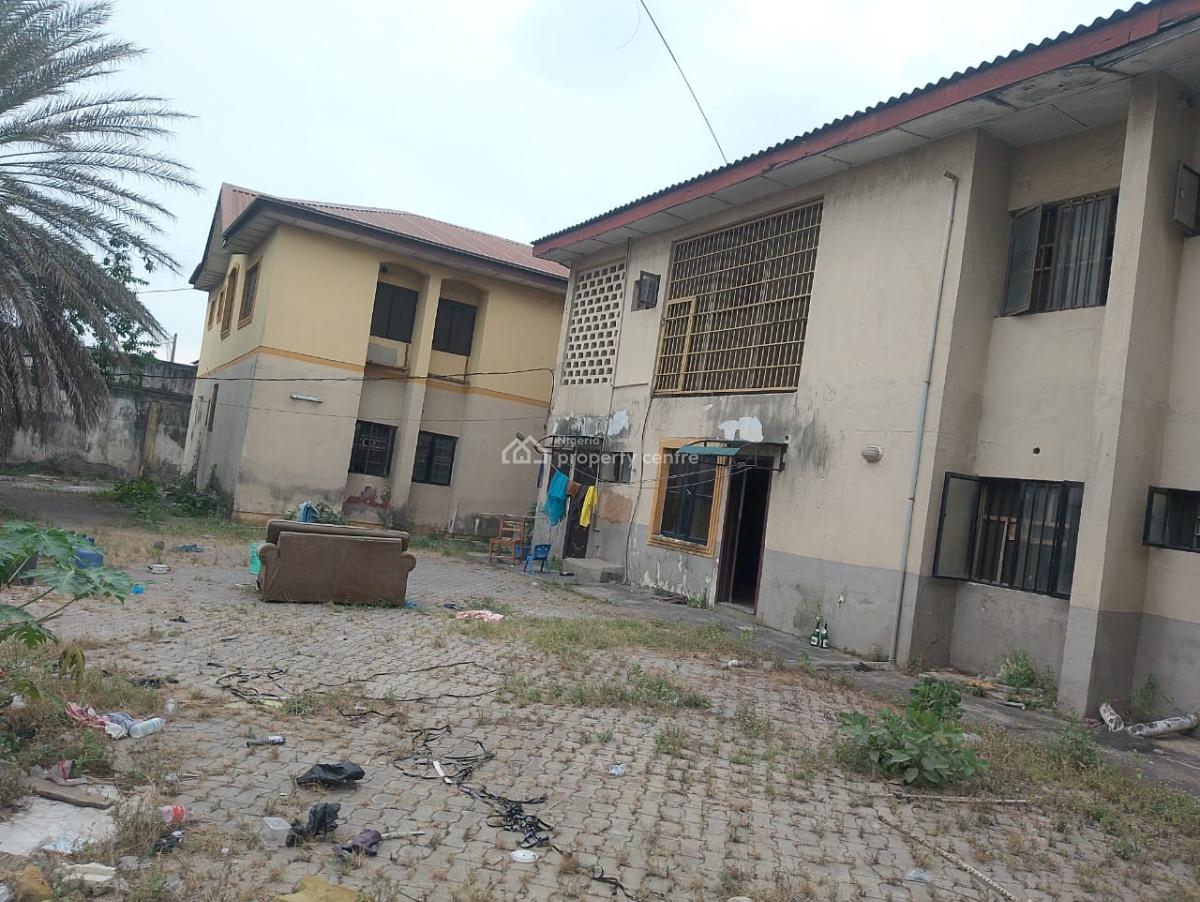 a Vacant Blocks of Flats, Medina Estate, Medina, Gbagada, Lagos, Flat / Apartment for Sale