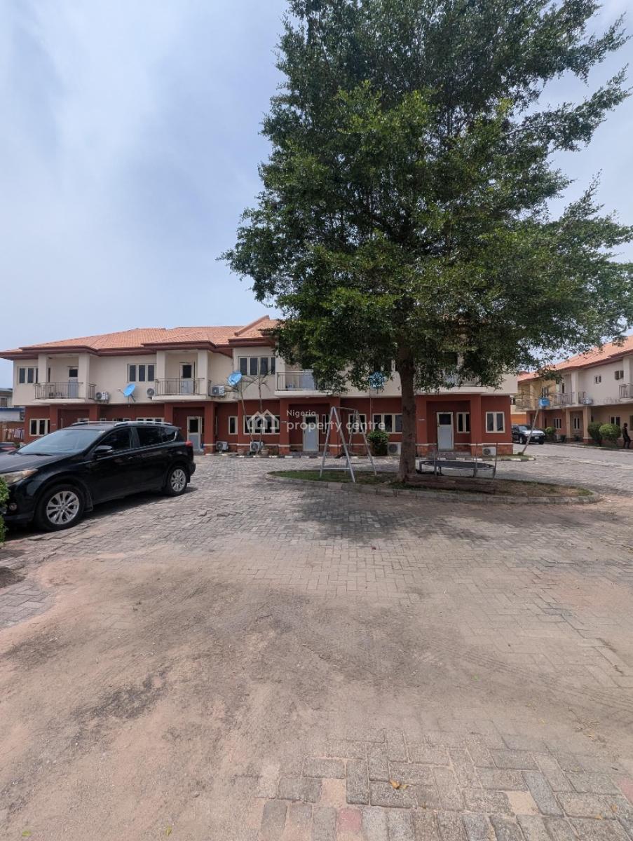 Elegant 4 Bedrooms Terrace Duplex, Off Bode Thomas, Bode Thomas, Surulere, Lagos, Terraced Duplex for Sale