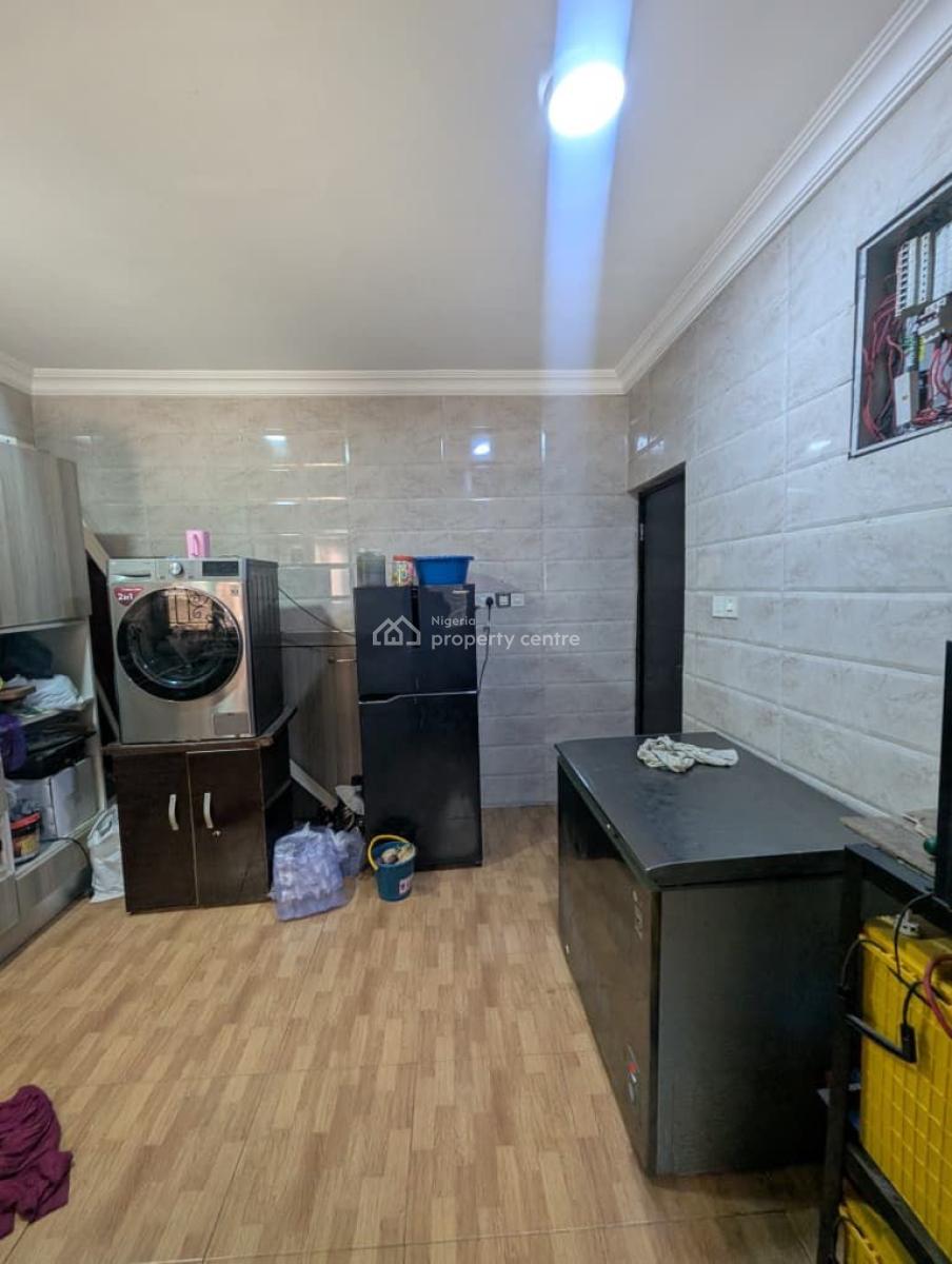 Elegant 4 Bedrooms Terrace Duplex, Off Bode Thomas, Bode Thomas, Surulere, Lagos, Terraced Duplex for Sale