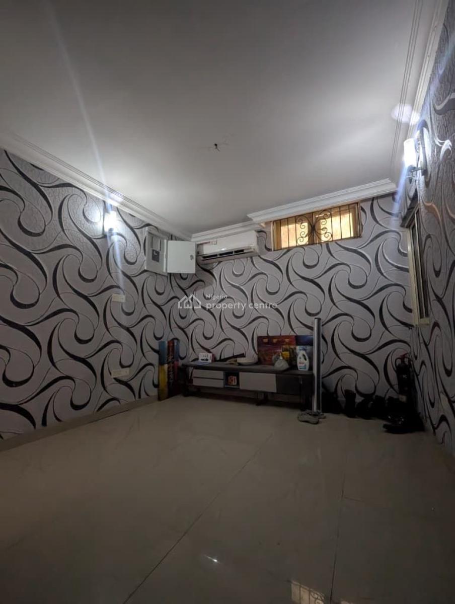 Elegant 4 Bedrooms Terrace Duplex, Off Bode Thomas, Bode Thomas, Surulere, Lagos, Terraced Duplex for Sale