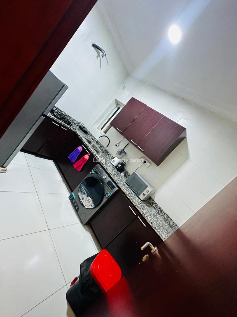 Lovely 2 Bedroom Apartment, Proper, Lekki Phase 1, Lekki, Lagos, Flat / Apartment for Rent