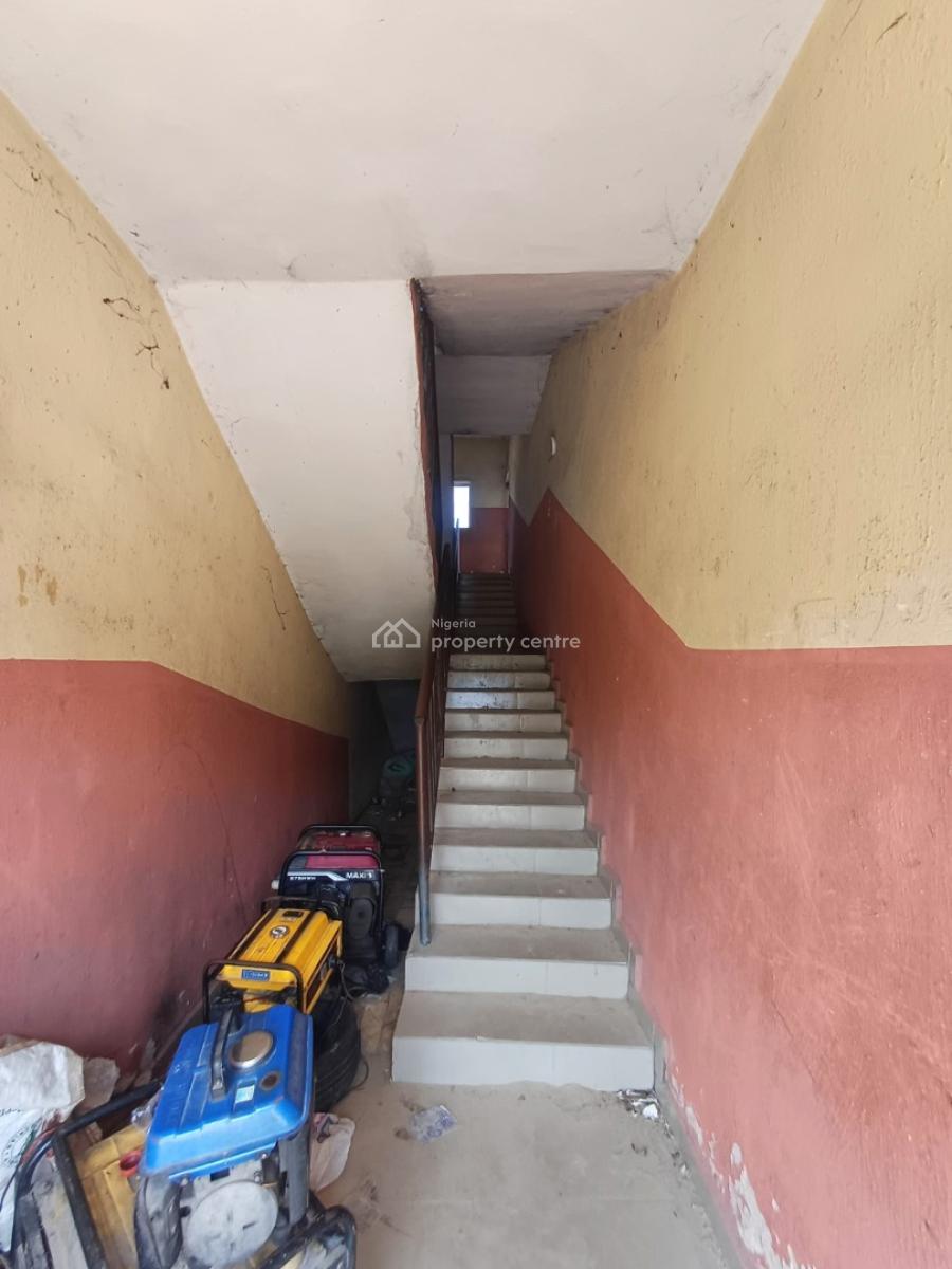 6 Units of 2 Bedroom Apartment on 2 Plots of Land, Off Aker Road, Port Harcourt, Rivers, Block of Flats for Sale