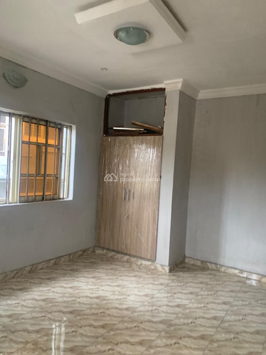 Spacious Newly Renovated 2 Bedrooms, Off Oworo Road, Iyana Oworo, Gbagada, Lagos, Flat / Apartment for Rent