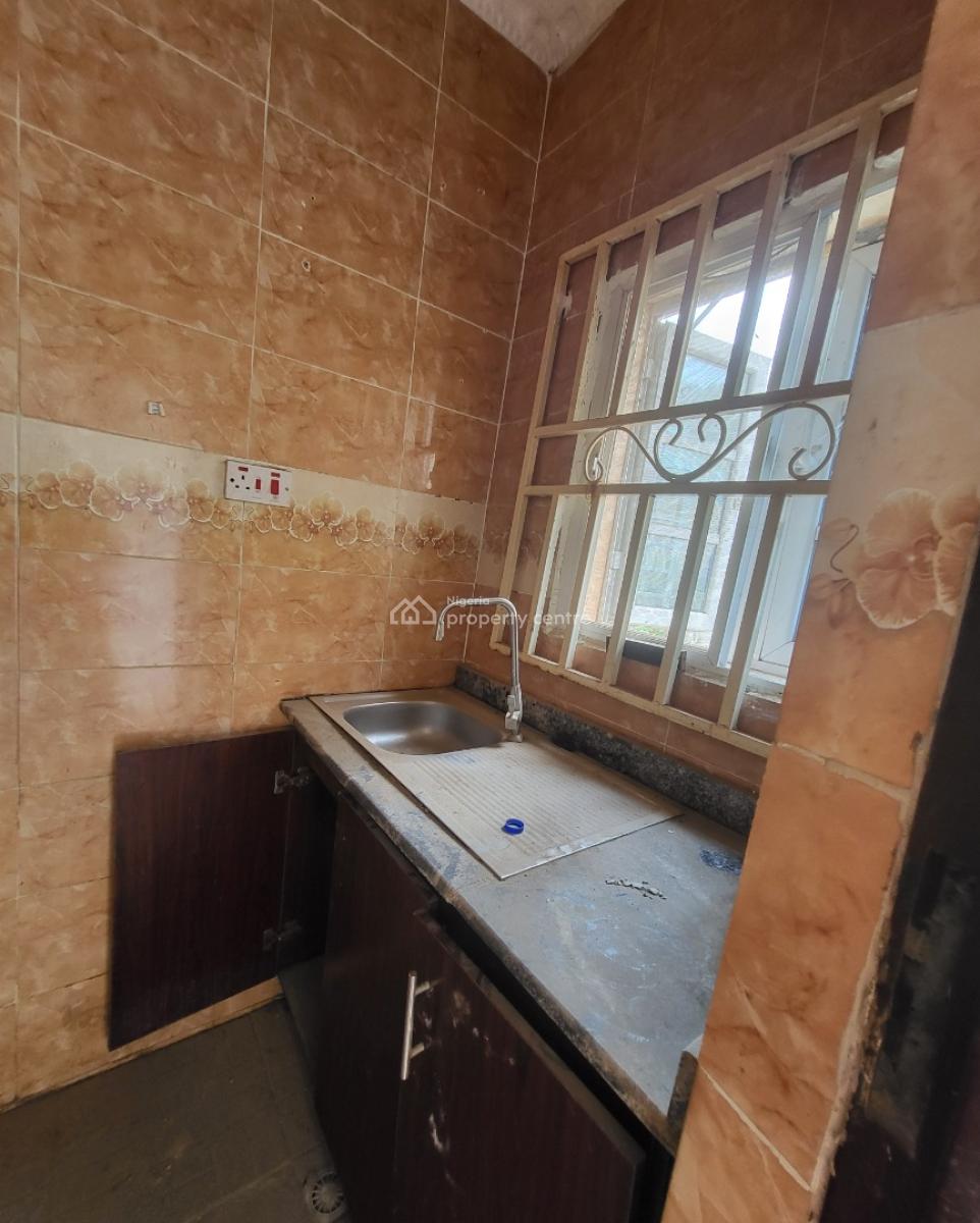 Luxurious Massive Sefcon Apartment, By Nnpc, Gaduwa, Abuja, Self Contain (single Rooms) for Rent