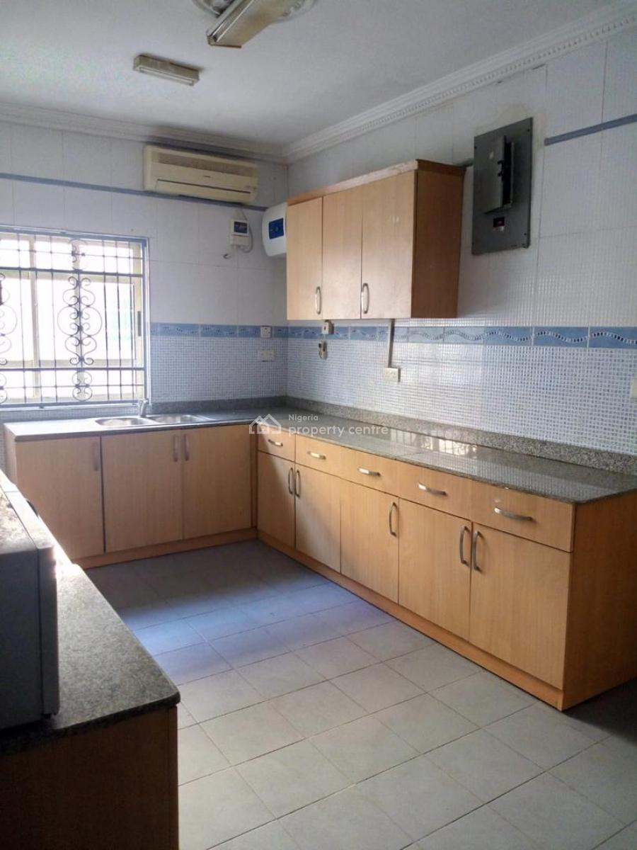 8 Units of 3 Bedroom Luxury Apartments, Lekki Phase 1, Lekki, Lagos, Flat / Apartment for Sale