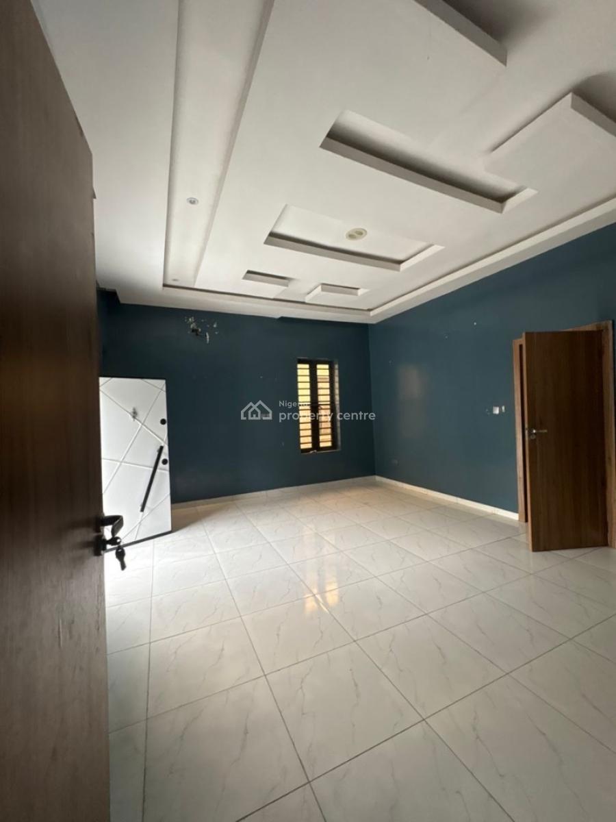 Exquisite Master Bedroom, Ikota, Lekki, Lagos, Flat / Apartment for Rent
