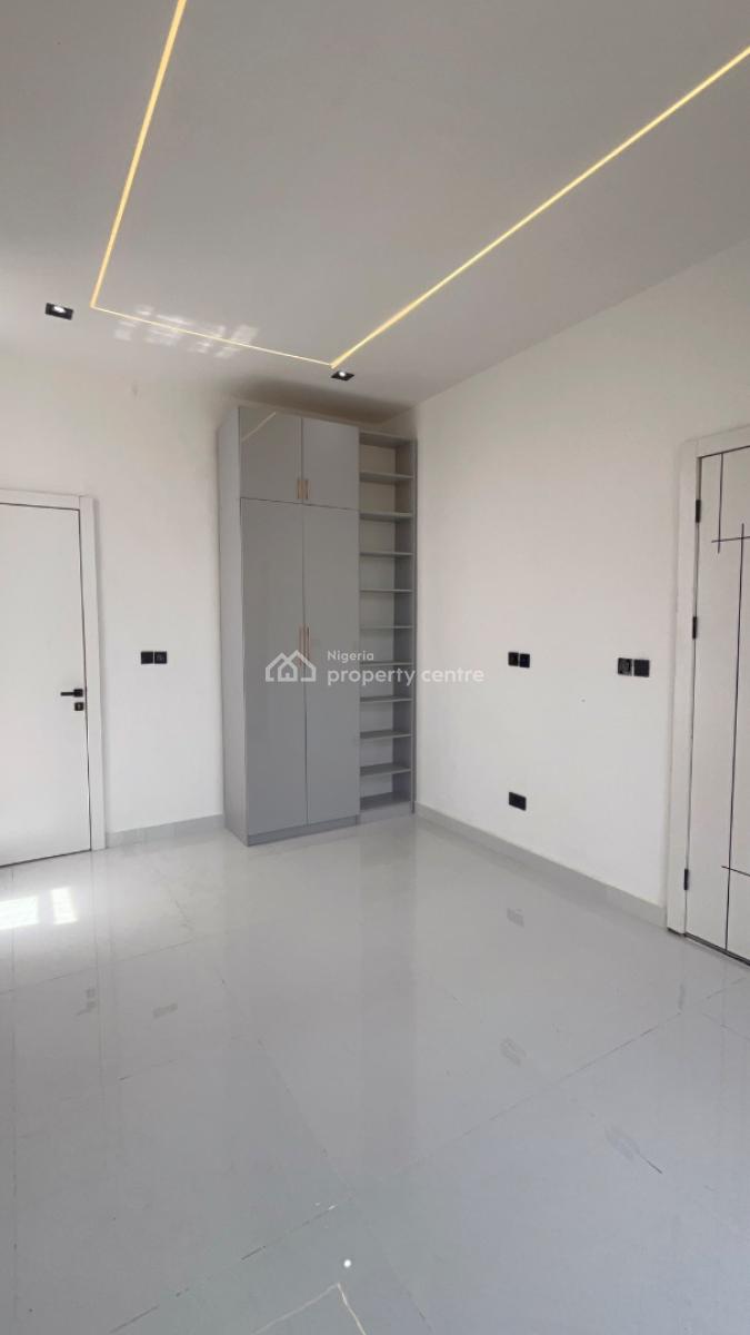 4 Bedroom Fully Detached House, Ikota Gra, Ikota, Lekki, Lagos, Detached Duplex for Sale