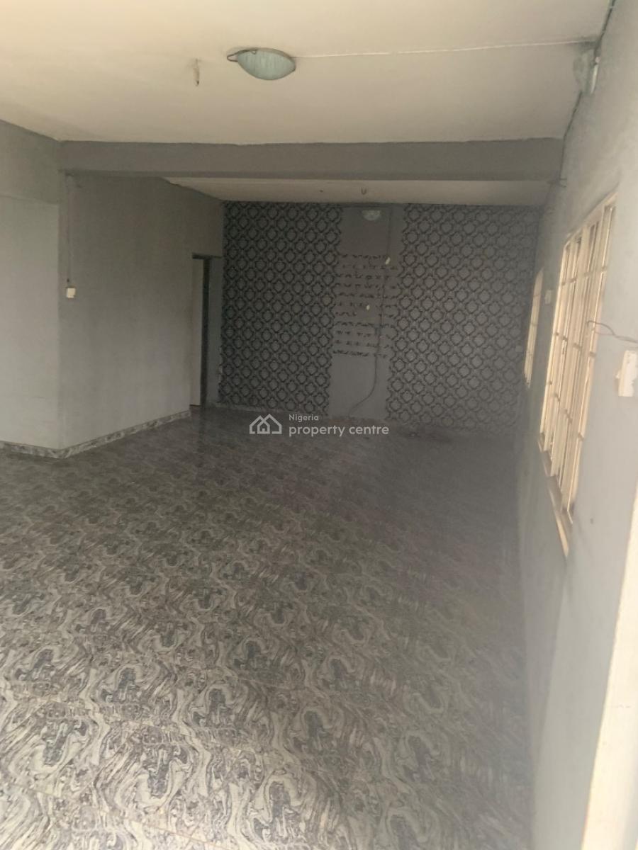 Spacious 3 Bedroom Flat, Omu Street, Ojodu Berger, Ojodu, Lagos, Flat / Apartment for Rent
