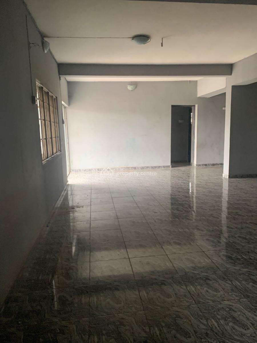 Spacious 3 Bedroom Flat, Omu Street, Ojodu Berger, Ojodu, Lagos, Flat / Apartment for Rent
