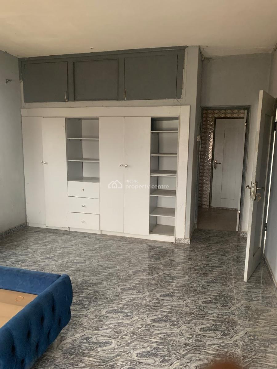 Spacious 3 Bedroom Flat, Omu Street, Ojodu Berger, Ojodu, Lagos, Flat / Apartment for Rent