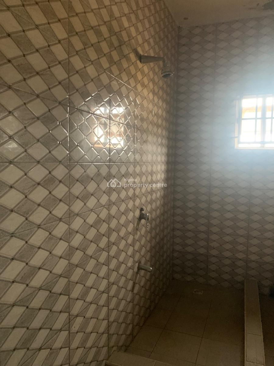 Spacious 3 Bedroom Flat, Omu Street, Ojodu Berger, Ojodu, Lagos, Flat / Apartment for Rent