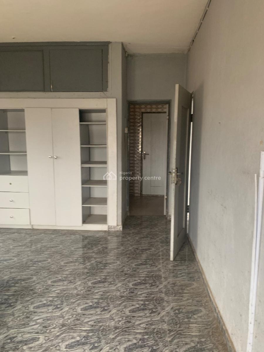 Spacious 3 Bedroom Flat, Omu Street, Ojodu Berger, Ojodu, Lagos, Flat / Apartment for Rent