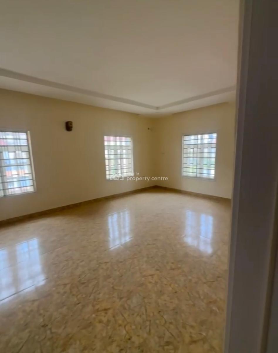 5 Bedroom Fully Detached Duplex in an Estate, Guzape District, Abuja, Detached Duplex for Sale