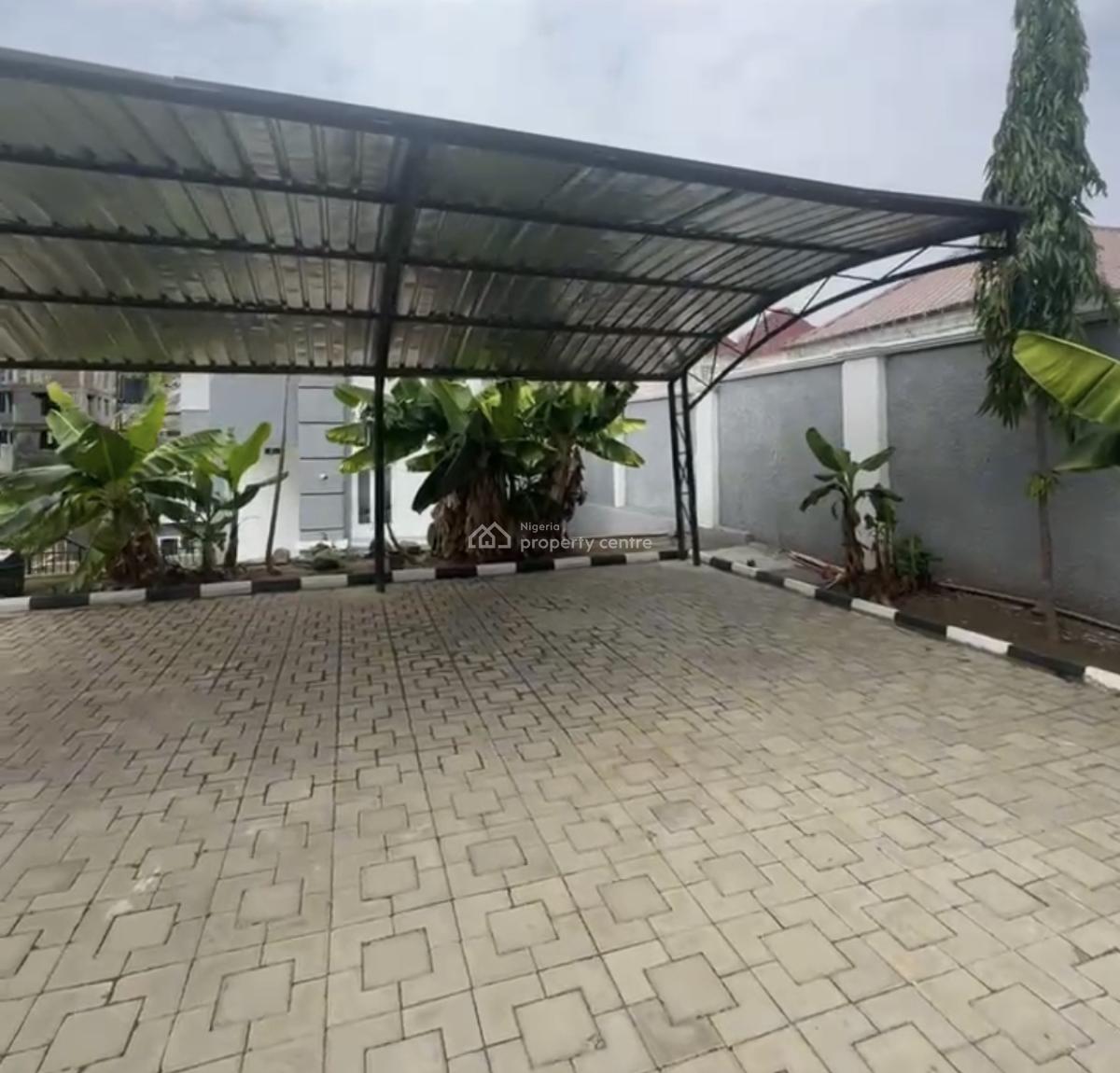 5 Bedroom Fully Detached Duplex in an Estate, Guzape District, Abuja, Detached Duplex for Sale