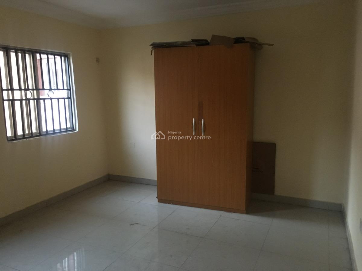 Newly Renovated 3bedrooms Flat with a Room Bq, Off Sunmola Street, Mende, Maryland, Lagos, Flat / Apartment for Rent