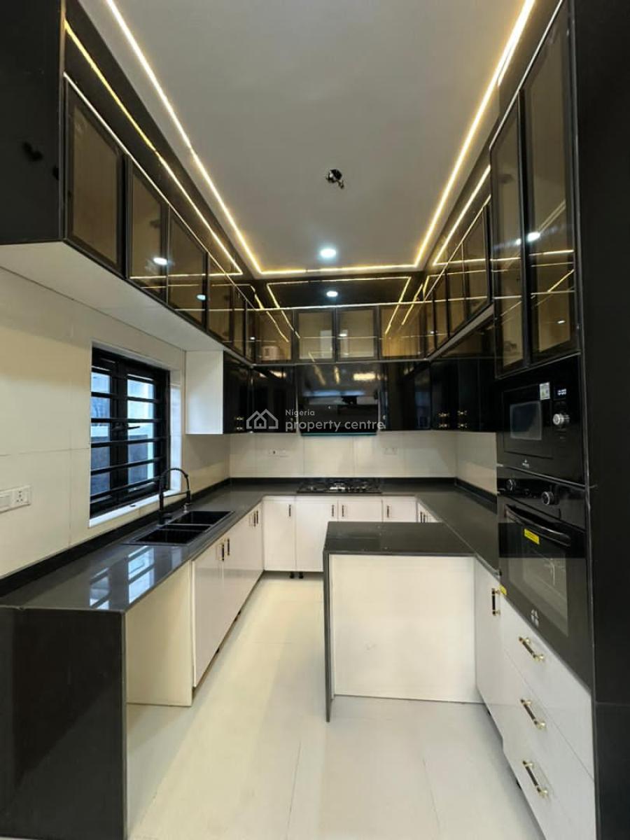 4-bedroom Semi-detached, Ikota Lekki Lagos, Lekki, Lagos, Semi-detached Duplex for Rent