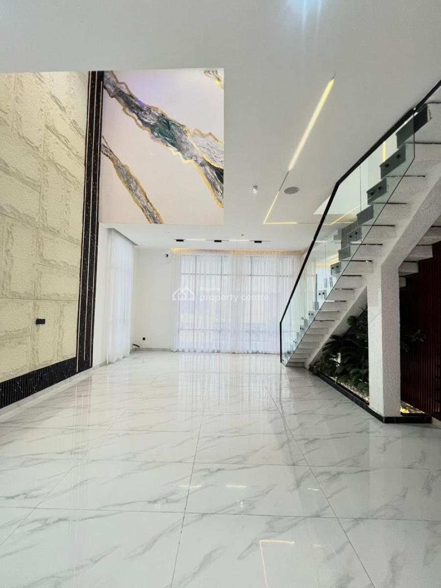 Exclusively Spacious 5 Bedroom Detached Duplex with Swimming Pool, Lekki, Lagos, Detached Duplex for Sale