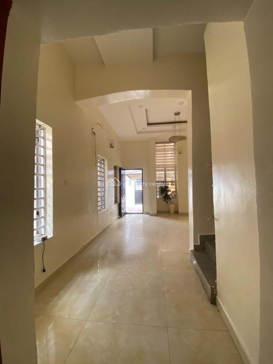 Spacious Well Maintained 3 Bedroom Apartment, Oniru, Oniru, Victoria Island (vi), Lagos, Flat / Apartment for Rent