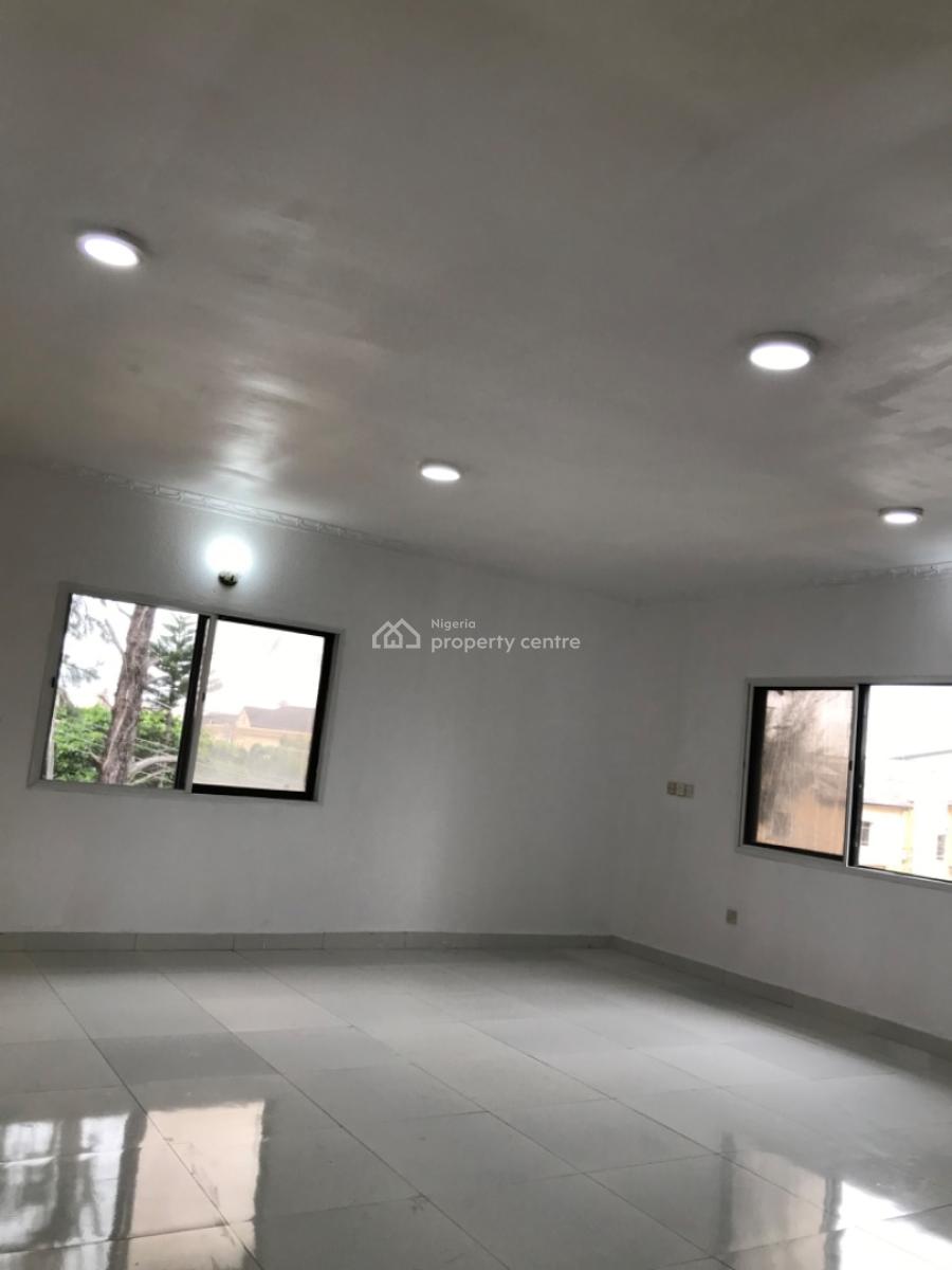 Very Standard and Massive 4 Bedroom Paint House @lekki Phase 1, Lekki Phase 1, Lekki, Lagos, Flat / Apartment for Rent