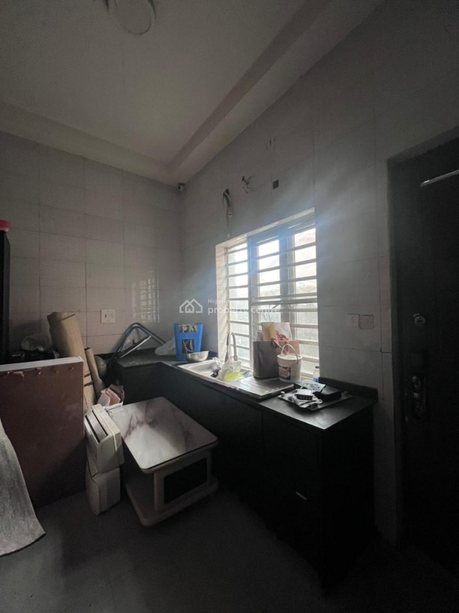 4-bedroom Semi-detached Duplex with Bq, Osapa, Lekki, Lagos, Semi-detached Duplex for Rent