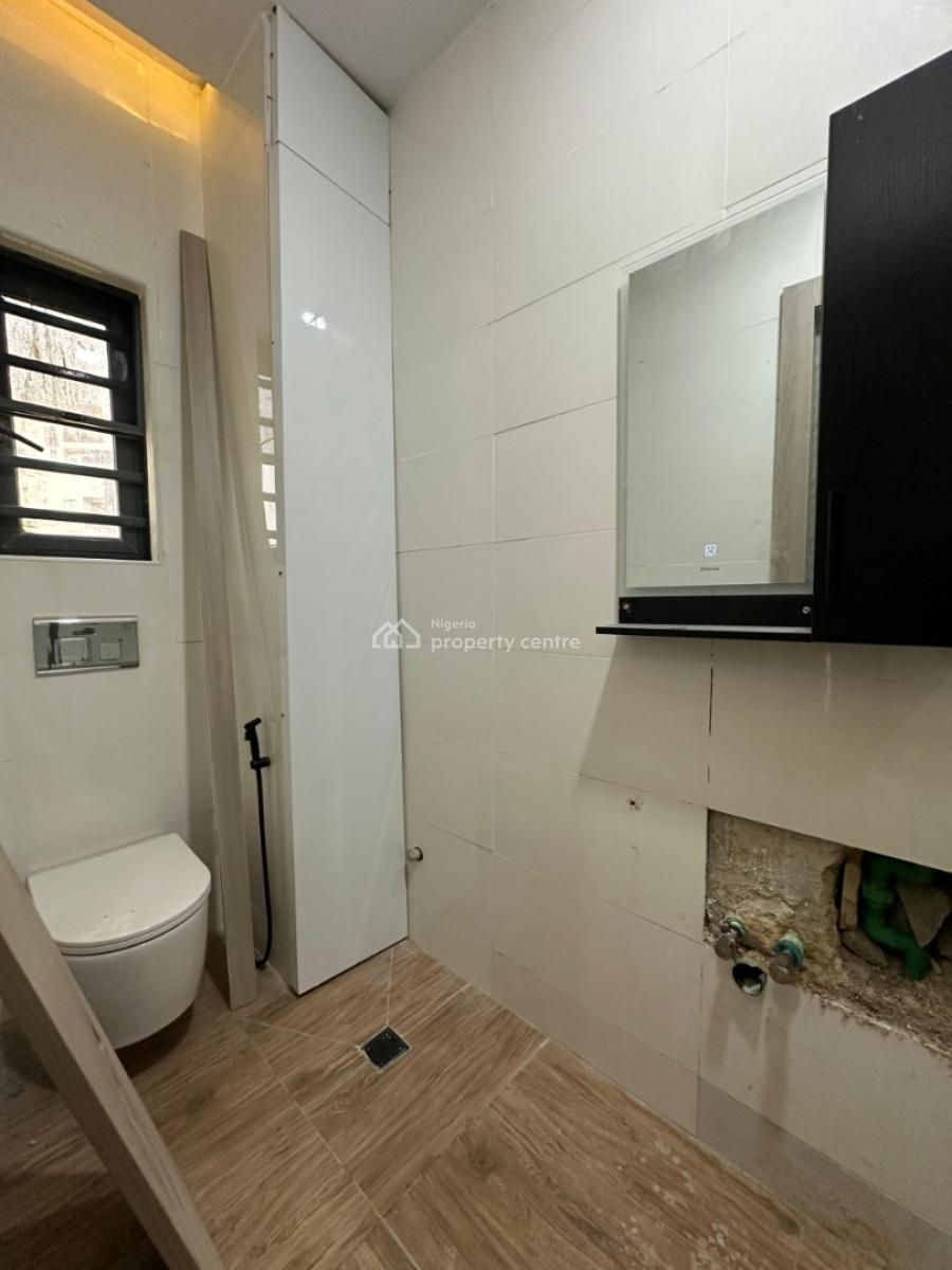 2 Bedrooms Apartment, Lekki Phase 1, Lekki, Lagos, Flat / Apartment for Sale