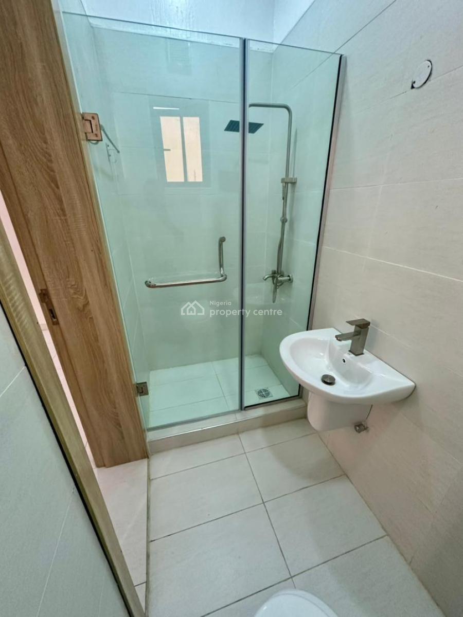 Beautifully Furnished 2-bedroom Apartment with Swimming Pool, Lekki Phase 1, Lekki, Lagos, Flat / Apartment Short Let