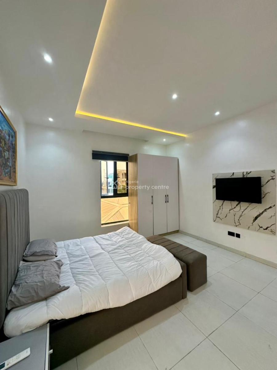 Beautifully Furnished 2-bedroom Apartment with Swimming Pool, Lekki Phase 1, Lekki, Lagos, Flat / Apartment Short Let