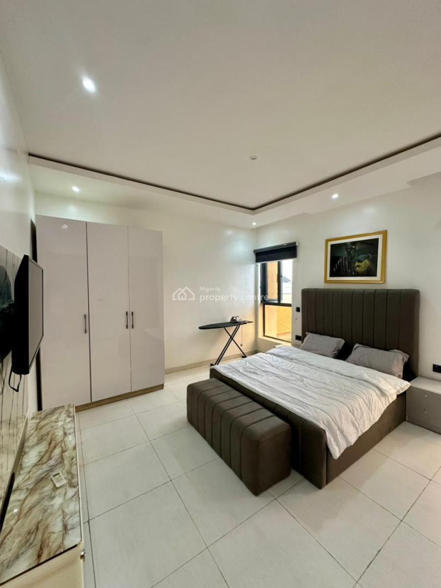 Beautifully Furnished 2-bedroom Apartment with Swimming Pool, Lekki Phase 1, Lekki, Lagos, Flat / Apartment Short Let