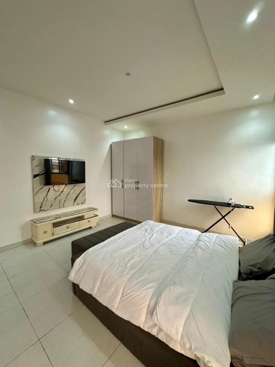 Beautifully Furnished 2-bedroom Apartment with Swimming Pool, Lekki Phase 1, Lekki, Lagos, Flat / Apartment Short Let