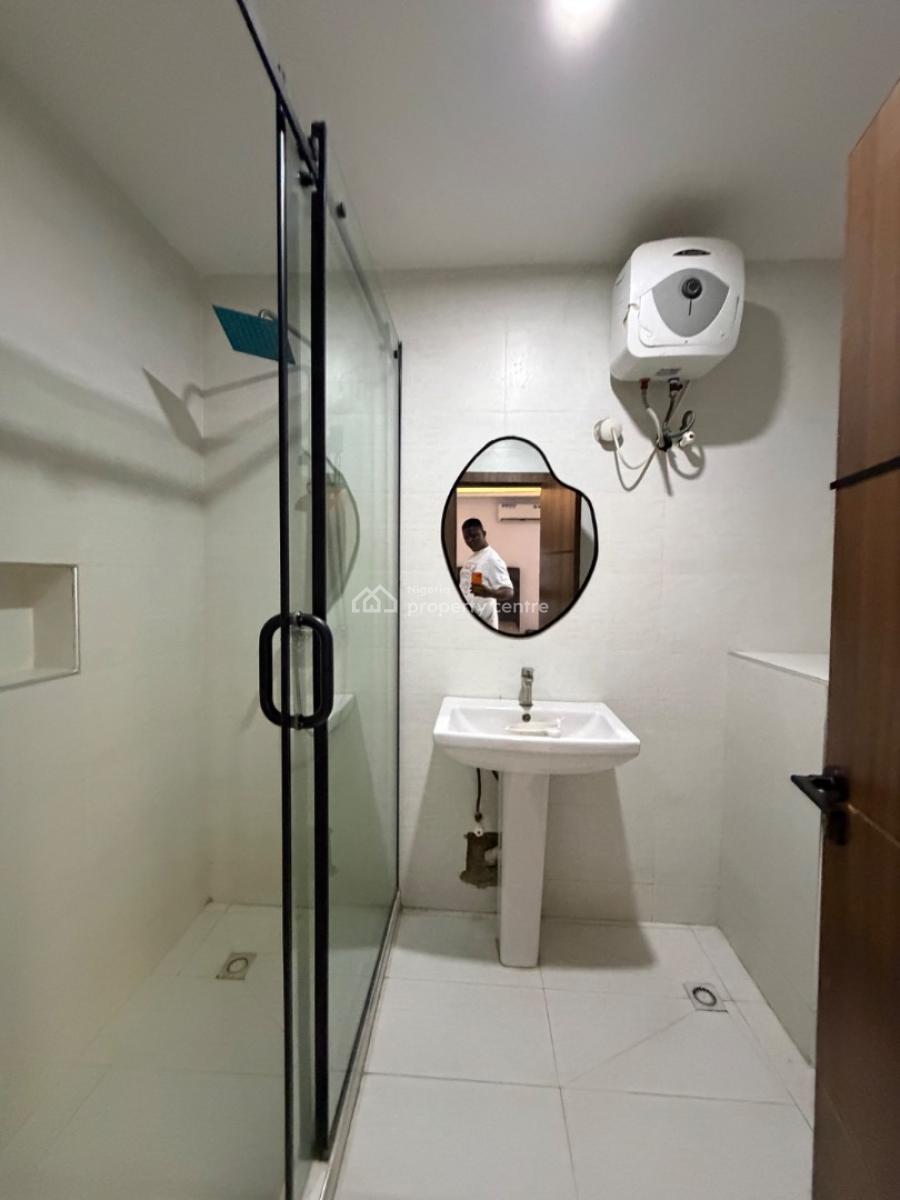 Furnished 2bedrooms with Bq, Whitesand School Road, Lekki Phase 1, Lekki, Lagos, Flat / Apartment for Sale