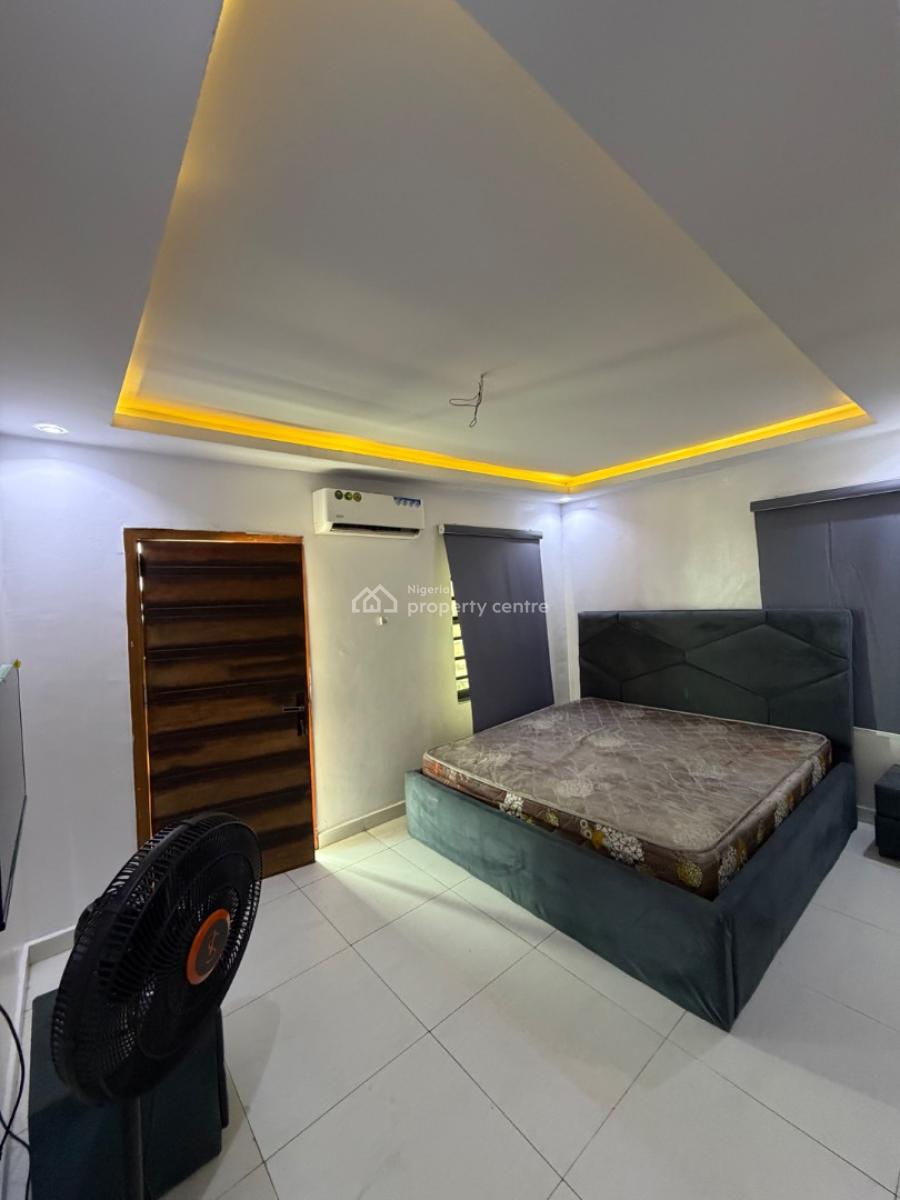 Furnished 2bedrooms with Bq, Whitesand School Road, Lekki Phase 1, Lekki, Lagos, Flat / Apartment for Sale