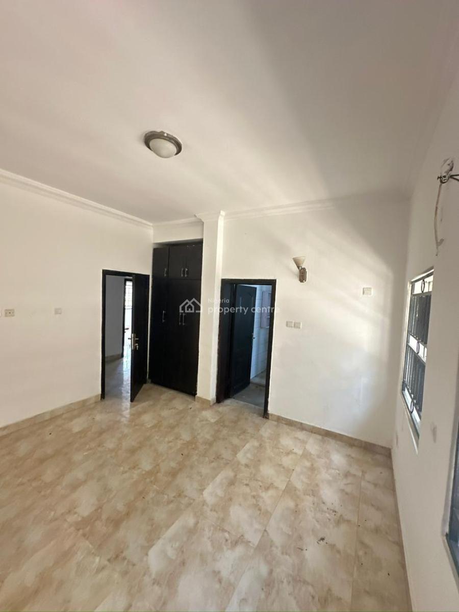 5 Units of 3 Bedroom Apartments, Lekki Phase 1, Lekki, Lagos, Flat / Apartment for Rent