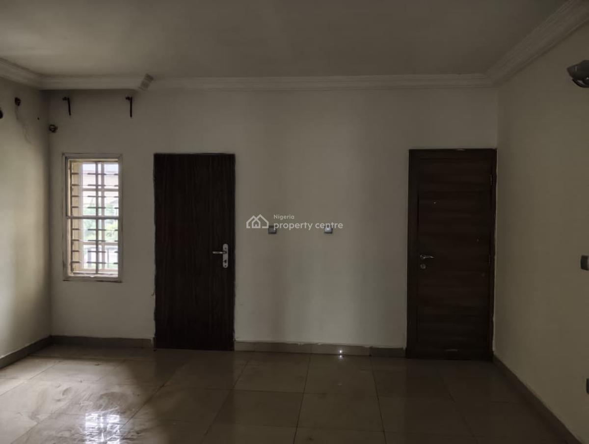 Spacious Four Bedrooms Terraced Duplex with Bq, Durumi, Abuja, Terraced Duplex for Rent