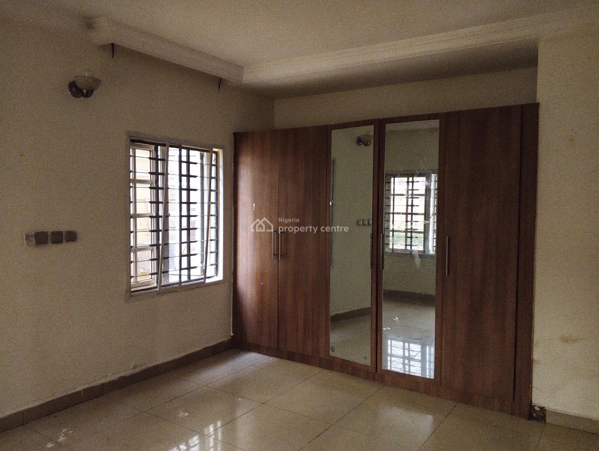 Spacious Four Bedrooms Terraced Duplex with Bq, Durumi, Abuja, Terraced Duplex for Rent