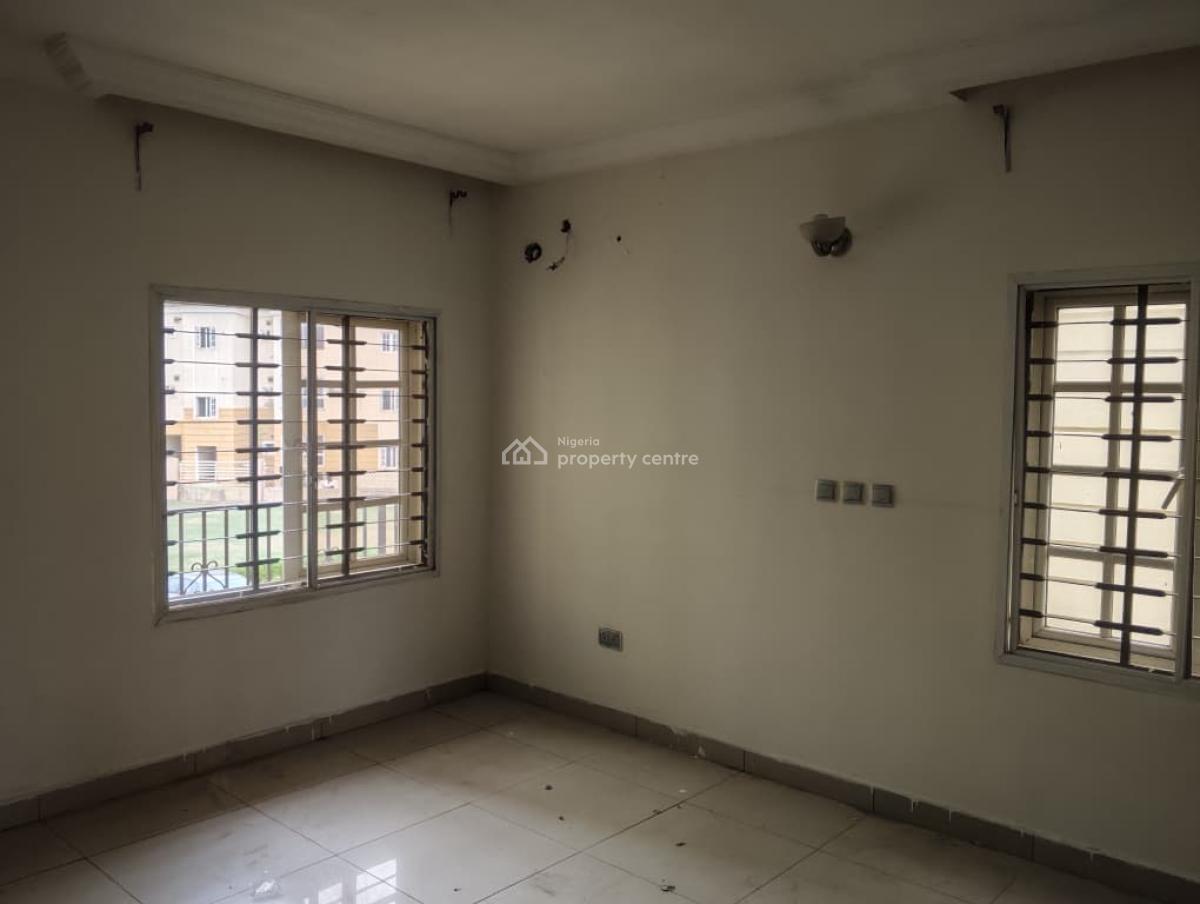 Spacious Four Bedrooms Terraced Duplex with Bq, Durumi, Abuja, Terraced Duplex for Rent