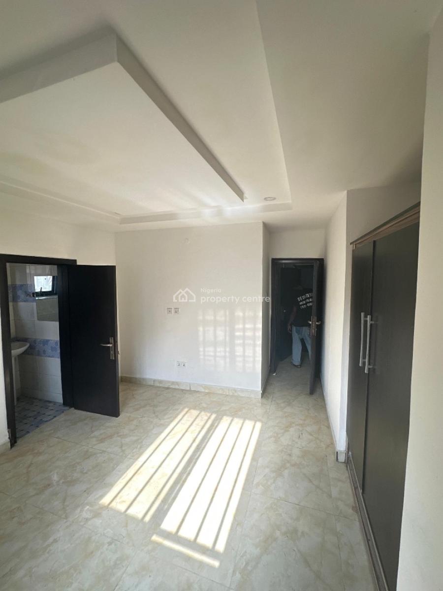 3 Bedroom Fully Serviced Apartment, Lekki Phase 1, Lekki, Lagos, Flat / Apartment for Rent