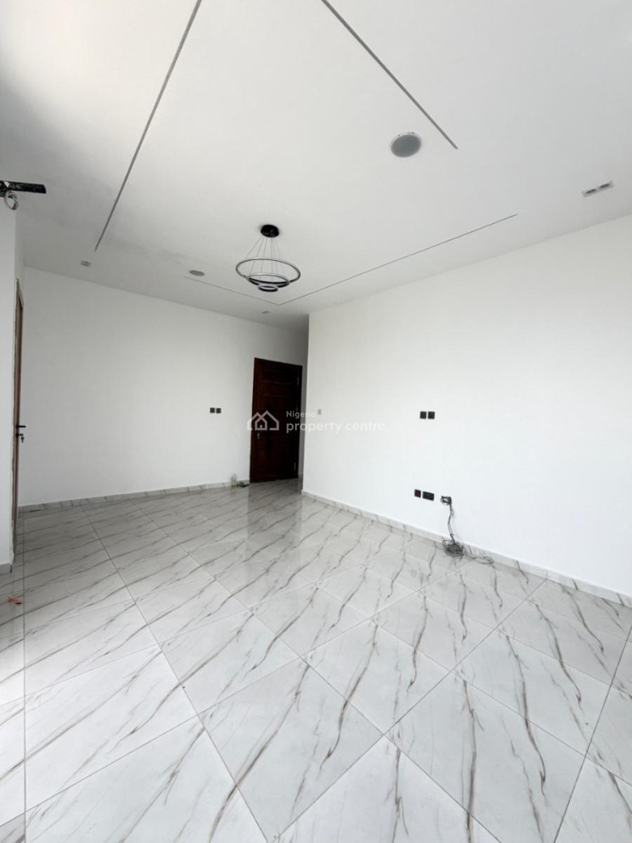 an Elegant 2 Bedroom Apartment with Pool-, New Road, Lekki, Lagos, Block of Flats for Sale