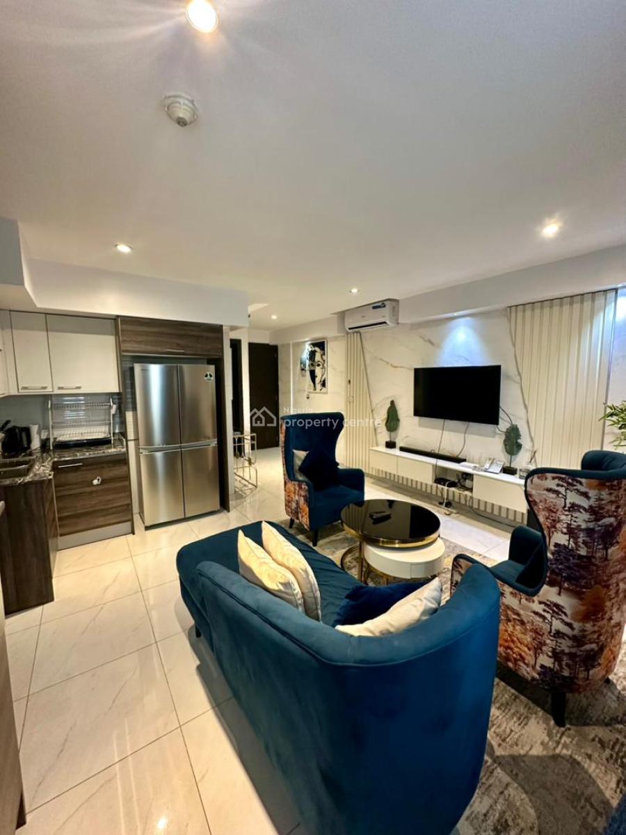 Nicely Furnished 1-bedroom Apartment with Fully Functional Gym, Victoria Island (vi), Lagos, Flat / Apartment Short Let