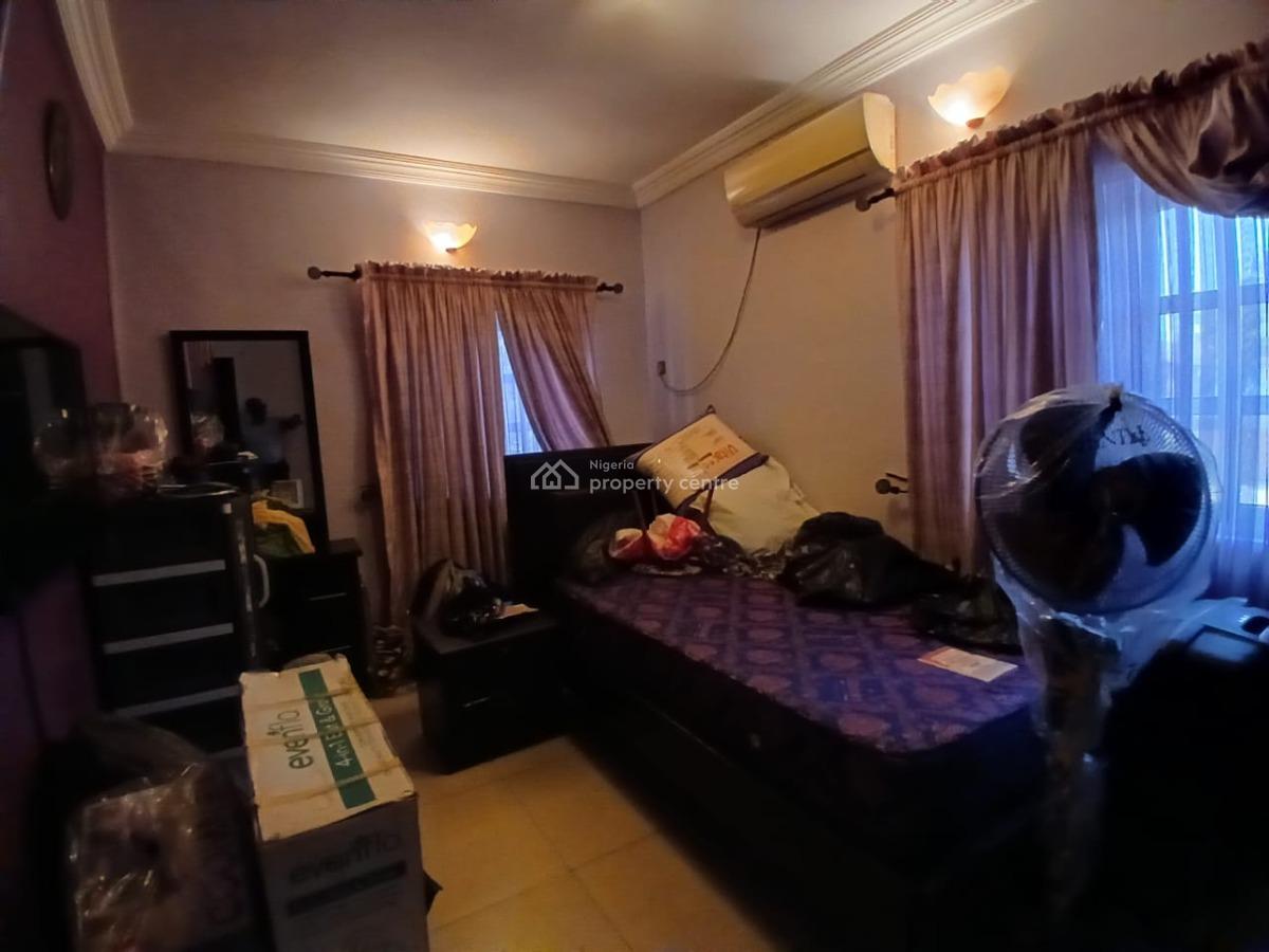 4 Bedroom Semi Detached House with a Bq, Oba Oyekan Estate, Lekki Phase 1, Lekki, Lagos, Semi-detached Duplex for Rent