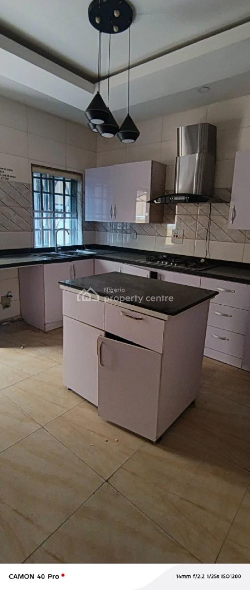 Well Maintain 4 Bedroom Self Compound Terraced Duplex, Osapa London, Lekki, Lagos, House for Rent
