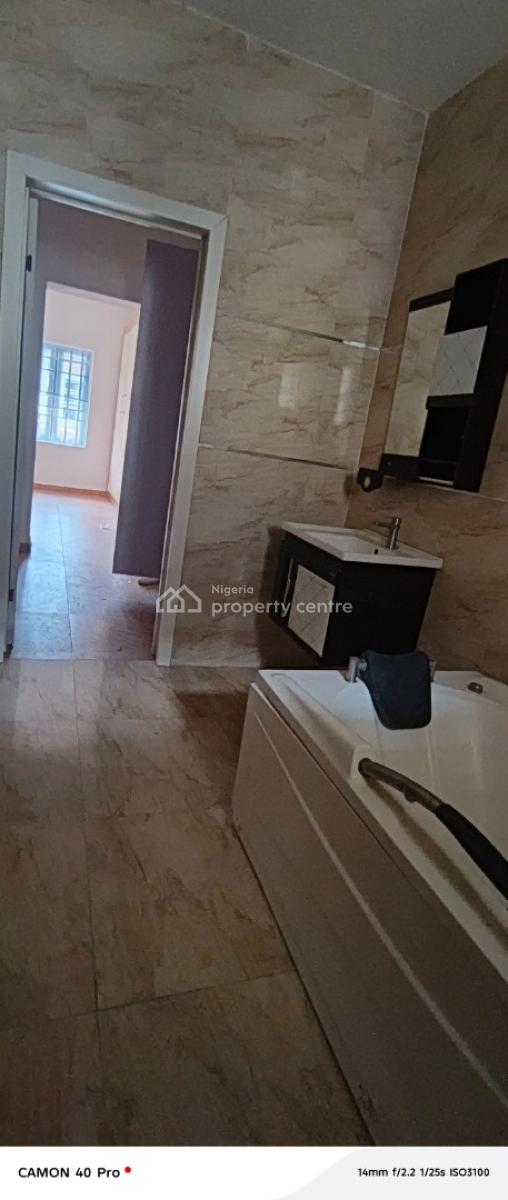 Well Maintain 4 Bedroom Self Compound Terraced Duplex, Osapa London, Lekki, Lagos, House for Rent