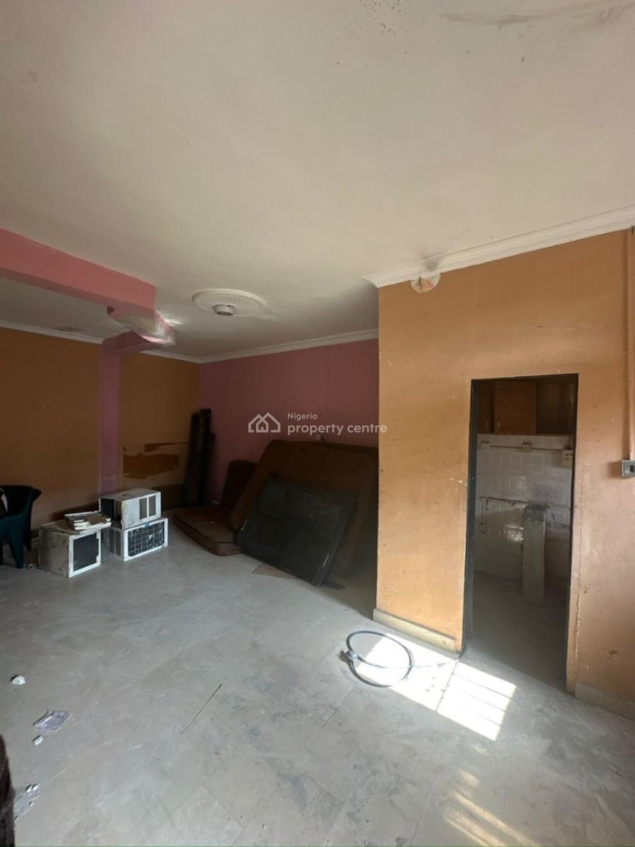 1 Bedroom Apartment, Lekki Phase 1, Lekki, Lagos, Mini Flat (room and Parlour) for Rent