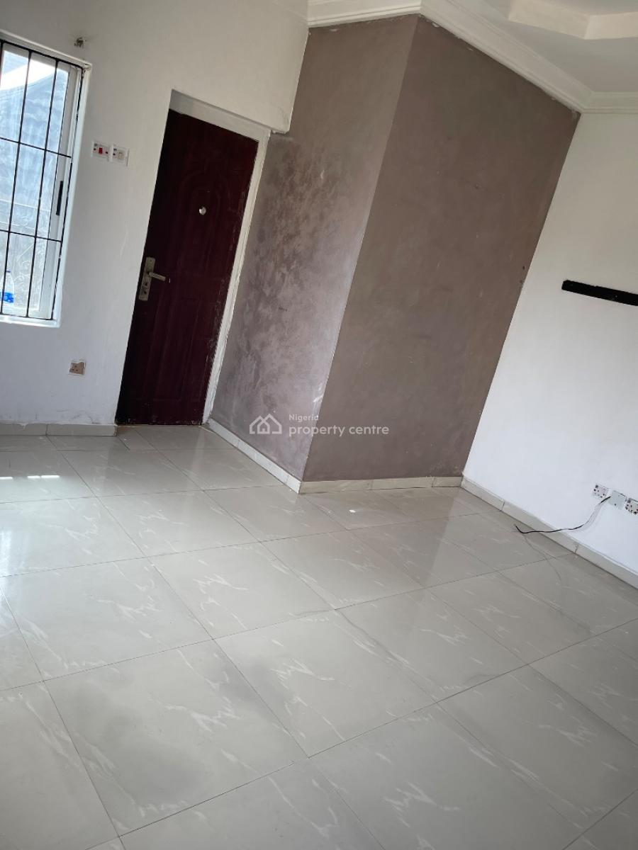 Available 2 Bedroom, Ogombo, Ajah, Lagos, Flat / Apartment for Rent