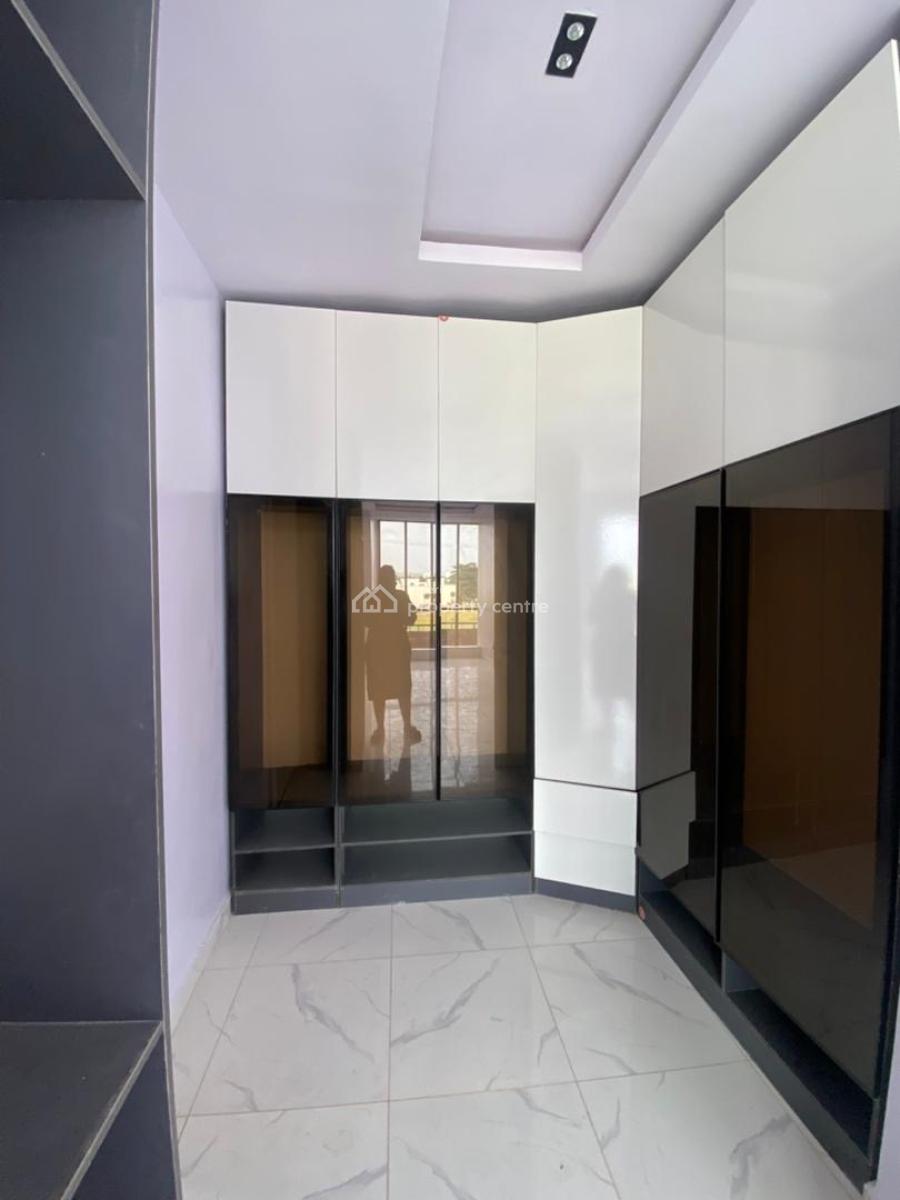 Stunning 2 Bedroom Apartment with a Bq, Ikate, Lekki, Lagos, Flat / Apartment for Sale