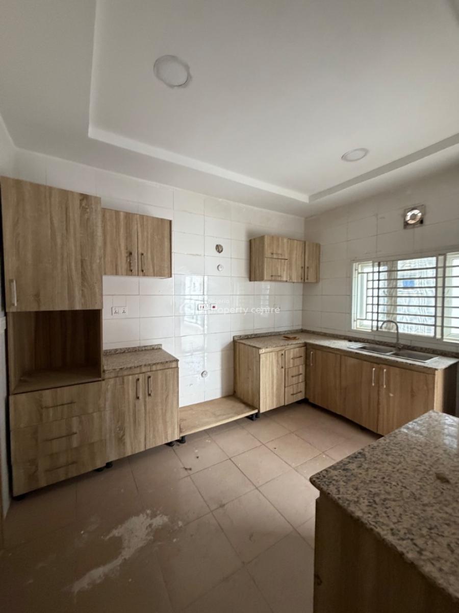 Standard 3 Bedroom Apartment with Bq, Wuye, Abuja, Flat / Apartment for Rent