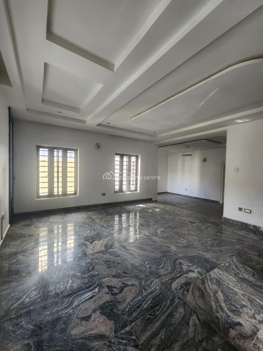 Spacious 4 Bedrooms Terraced Duplex in a Fine Location, Naf Valley Estate, Asokoro District, Abuja, Terraced Duplex for Sale