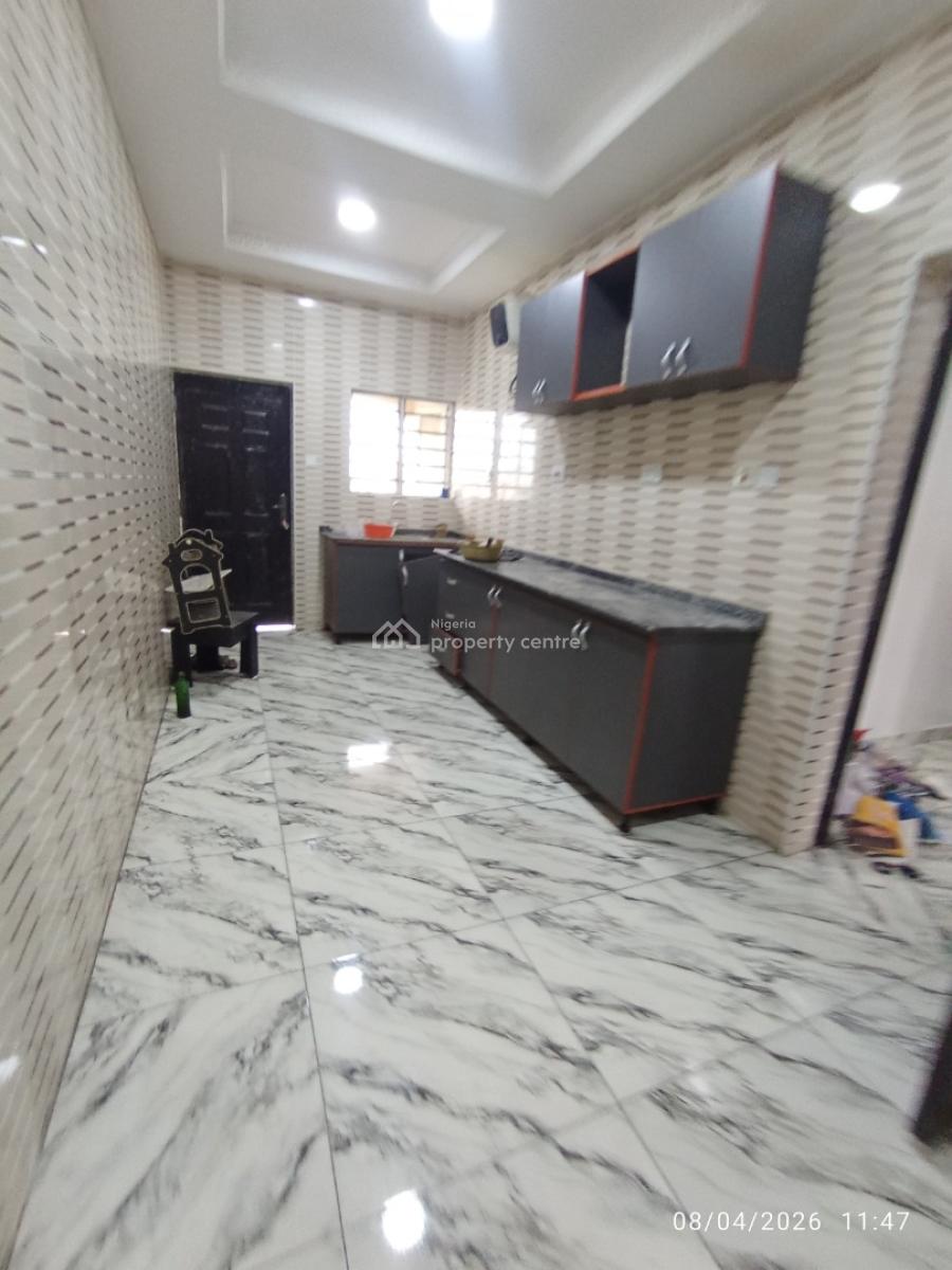 Two Bedrooms Flat Upstairs, Badore, Ajah, Lagos, Flat / Apartment for Rent