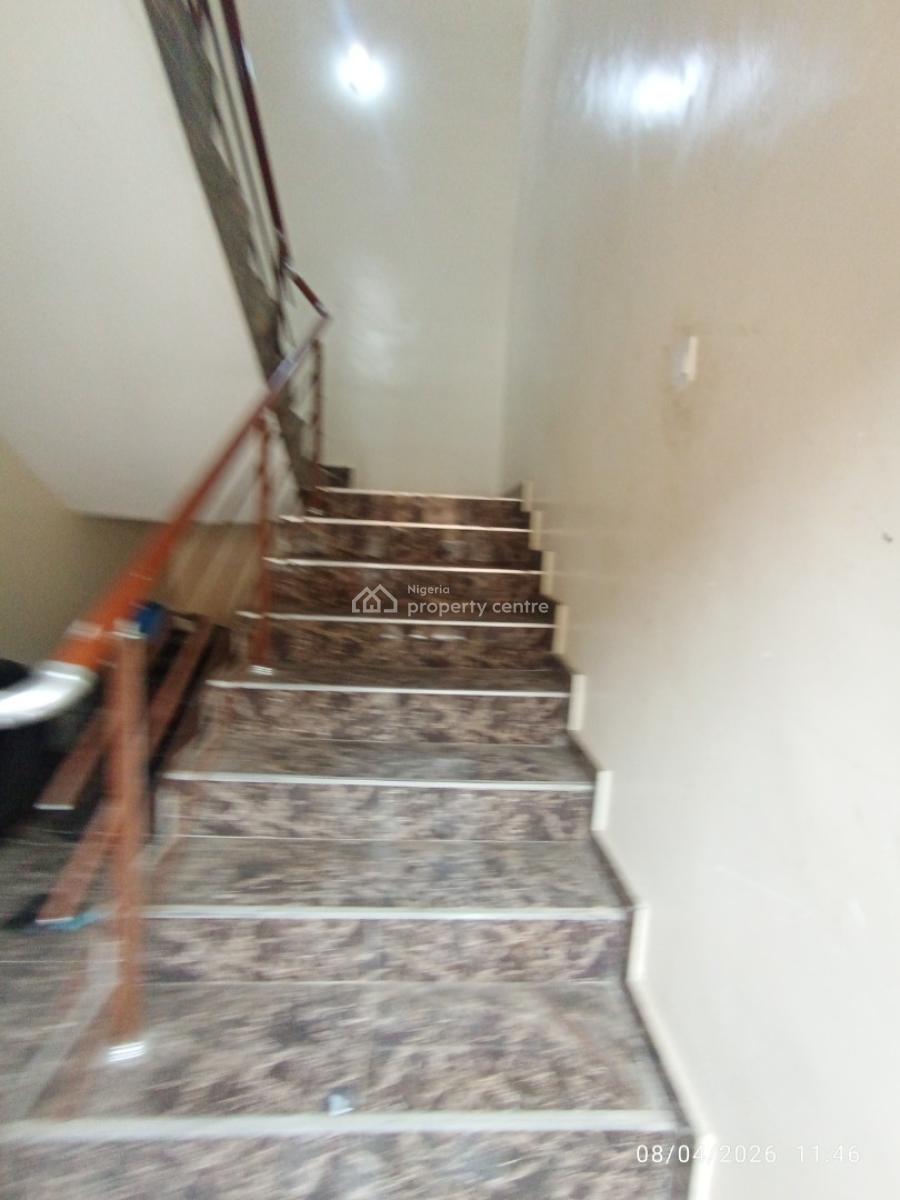 Two Bedrooms Flat Upstairs, Badore, Ajah, Lagos, Flat / Apartment for Rent