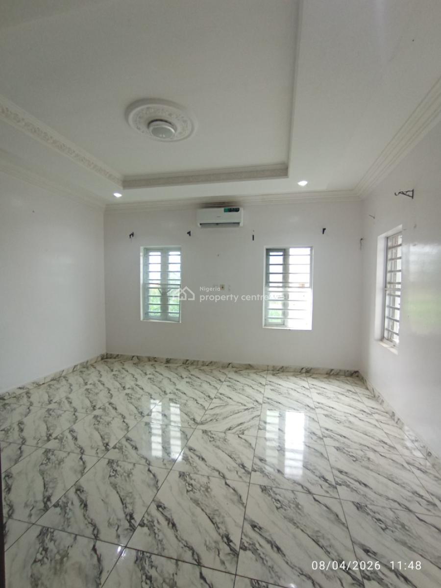 Two Bedrooms Flat Upstairs, Badore, Ajah, Lagos, Flat / Apartment for Rent